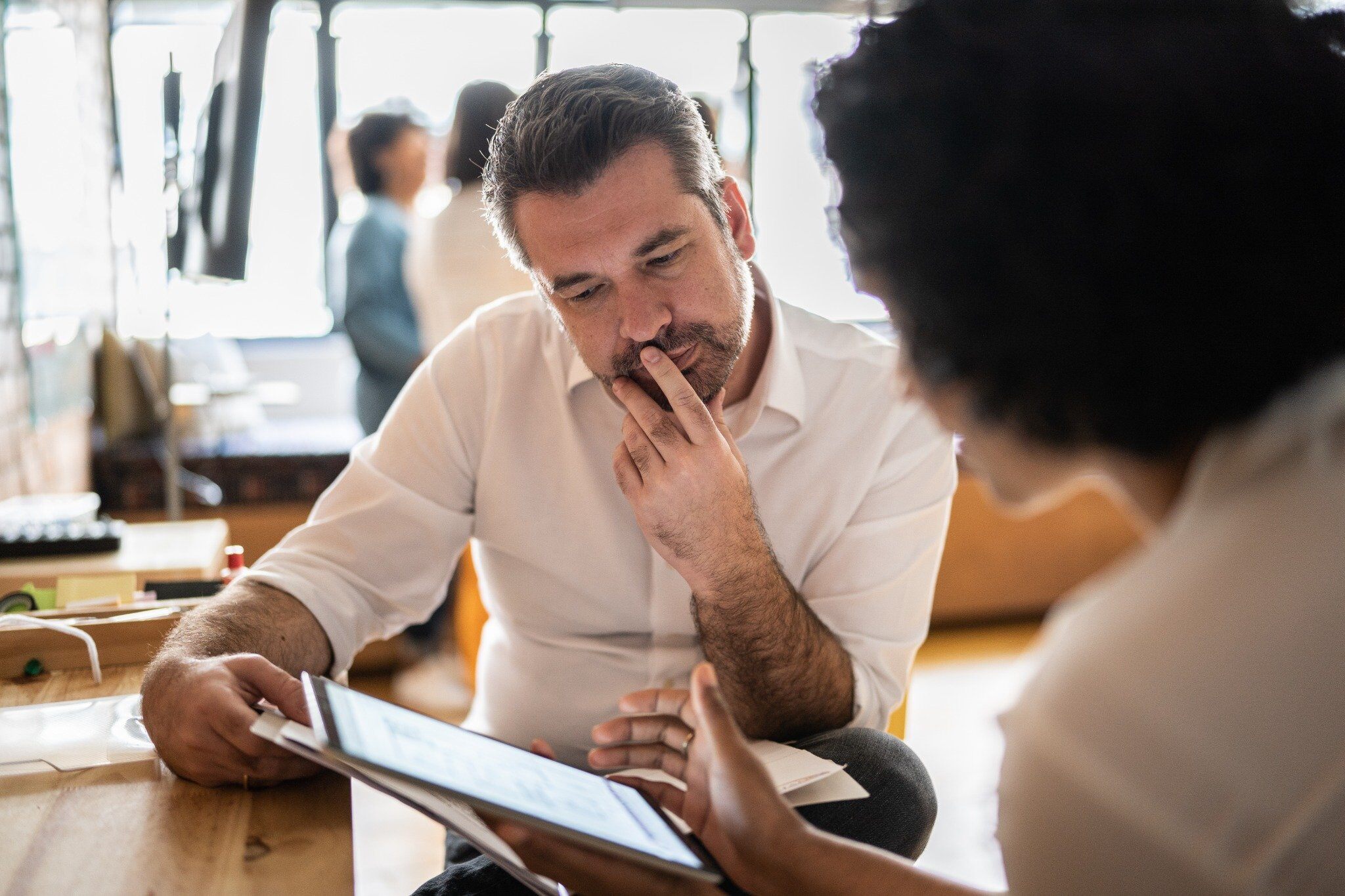 Homme réflexion Bureau - Optimisation de tournées